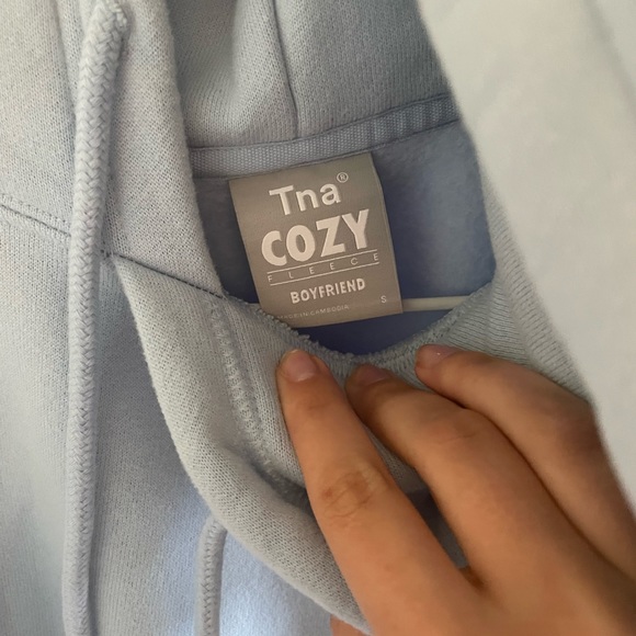 TNA cozy hoodie - Picture 3 of 4